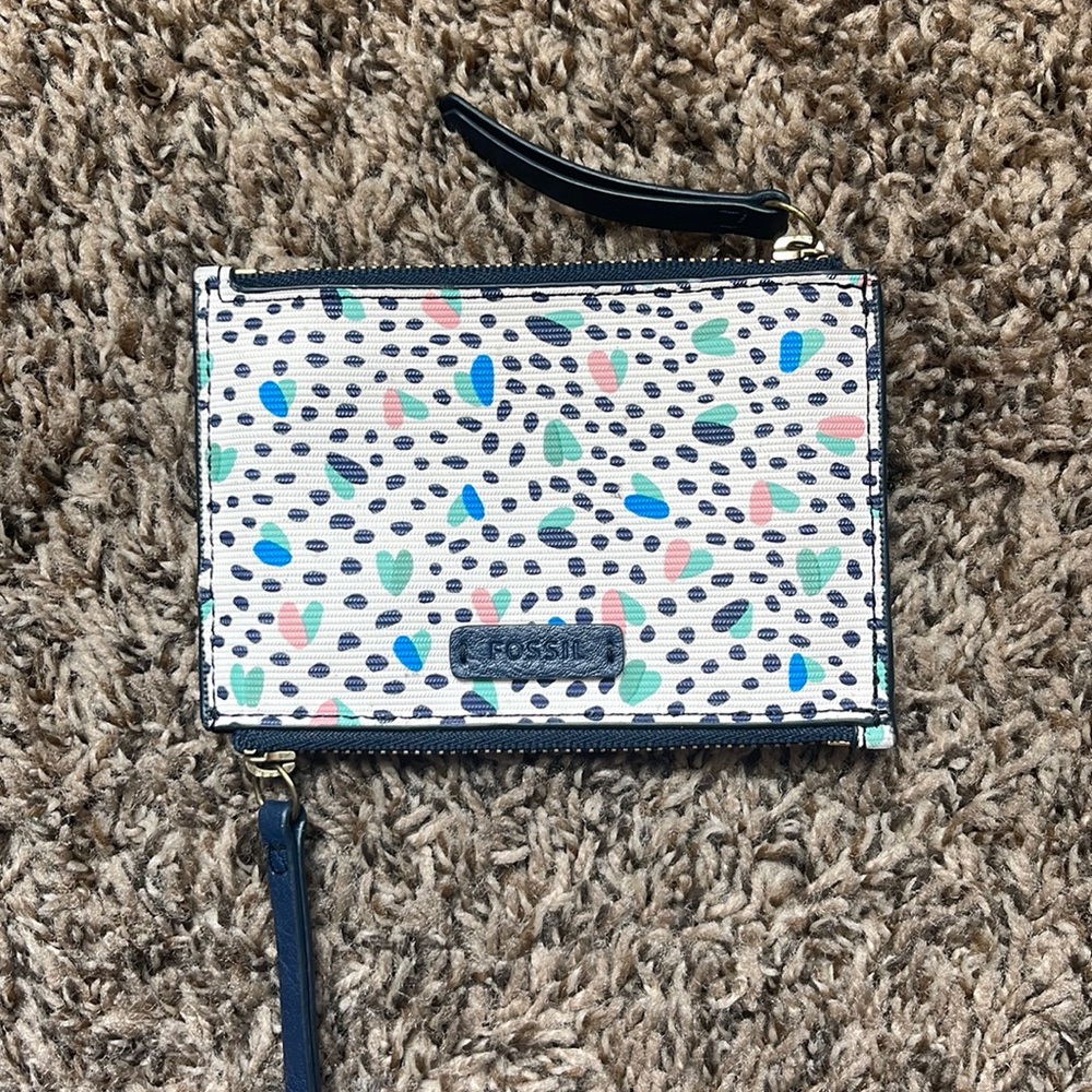 Fossil wallet! Great condition!